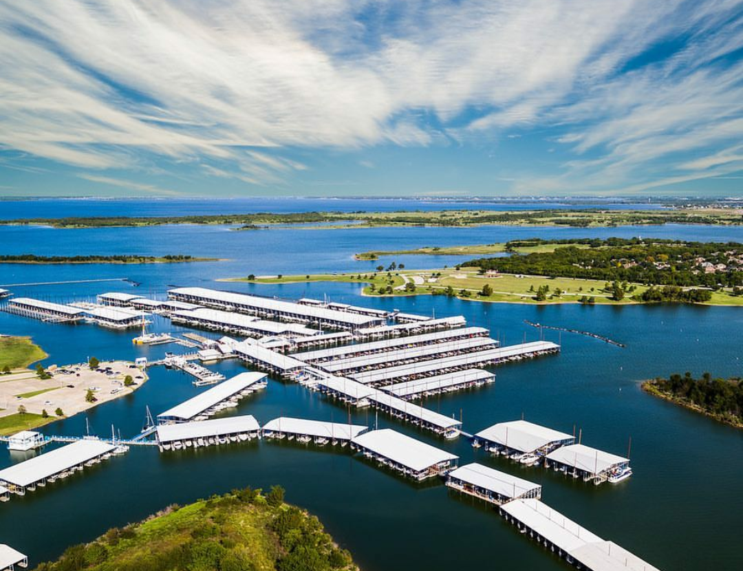 BoatUS Cooperating Marina Pier 121 Marina